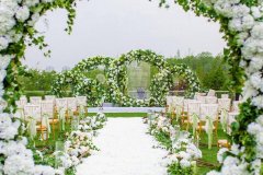 婚礼用花大全 婚礼场地适合摆什么花？